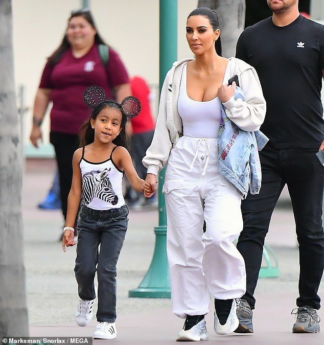 Pin on Kim Kardashian Pin on Kim Kardashian