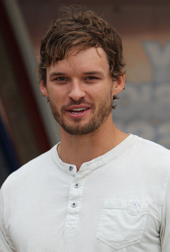 Hot guy hässliche mädchen aus