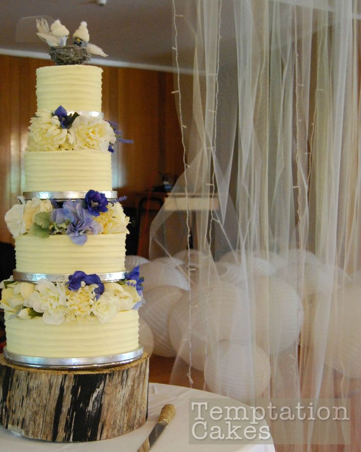 Buttercream Wedding Cakes Auckland 695 PLEASE NOTE That A 150 BOND Is Required On The 4 Buttercream Wedding Cakes Auckland 695 PLEASE NOTE That A 150 BOND Is Required On The 4