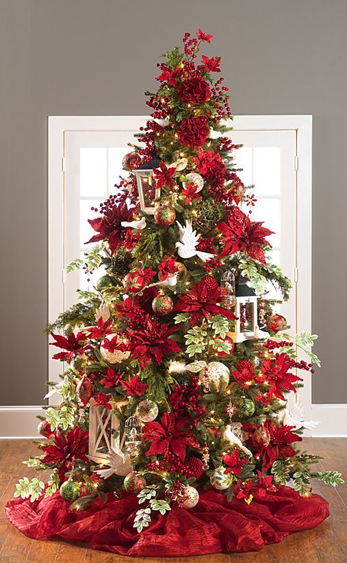 16 Ideas How To Decorate Your Christmas Tree And Bring The Magic 16 Ideas How To Decorate Your Christmas Tree And Bring The Magic Into Your Home | Christmas | Pinterest | Christmas tree decorations, Christmas and ... - 16 Ideas How To Decorate Your Christmas Tree And Bring The Magic