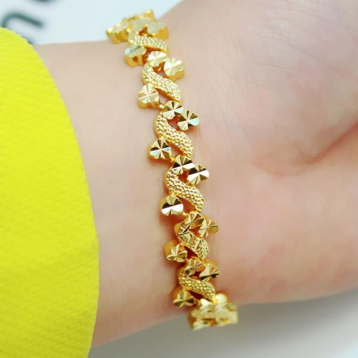 Ladies Barecelet With Gold Yahoo Image Search Results Diamond Bracelet Design Gold Bracelet For Women Wedding Jewellery Collection