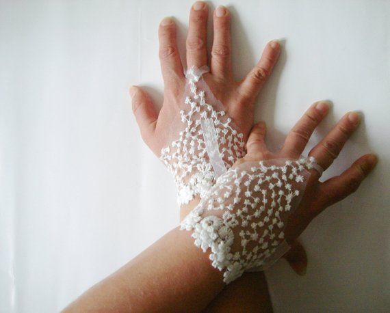 più recente varietà larghe a buon mercato Guanti da sposa bianco pizzo guanti da sposa senza dita donne ... più recente varietà larghe a buon mercato Guanti da sposa bianco pizzo guanti da sposa senza dita donne ...
