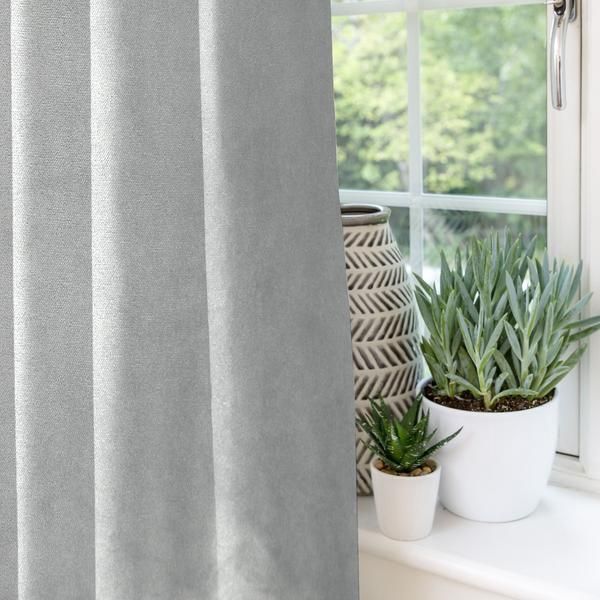 A Comprehensive Overview On Home Decoration In 2020 Grey Velvet Curtains Velvet Curtains Curtains