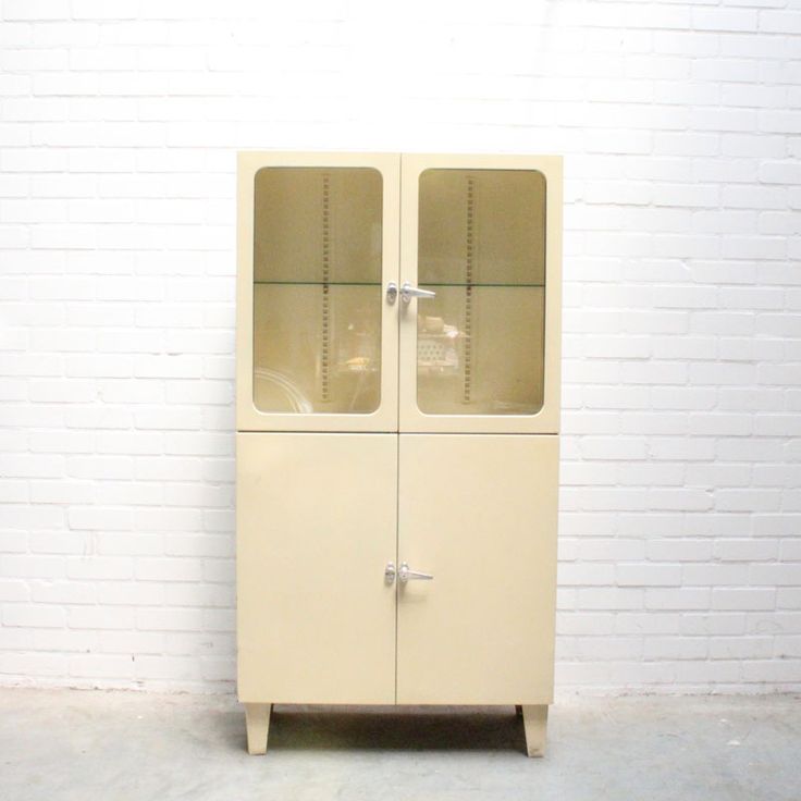 Authentieke apothekerskast | Apothekerskast, Metalen ...
