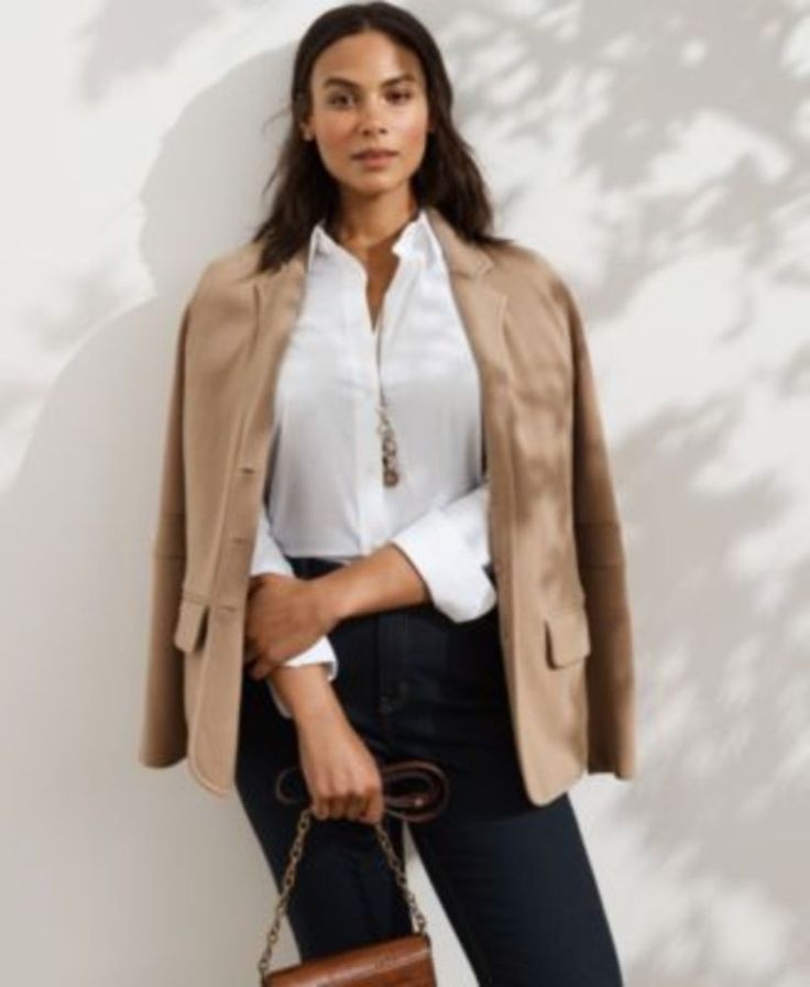 36 Stylish Clutch Design Ideas To Go To A Formal Event #Outfit #Women Outfit #Wo… 36 Stylish Clutch Design Ideas To Go To A Formal Event #Outfit #Women Outfit #Wo…