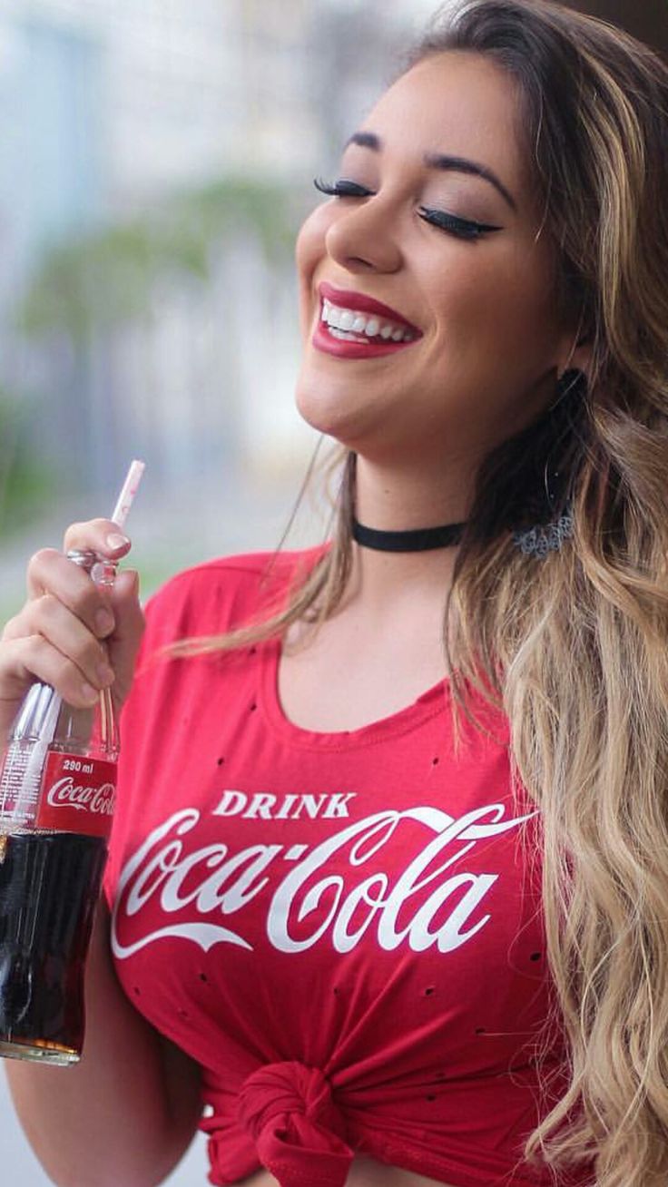 topless-girls-blowjob-coke-cola-jada-fire-throat-fucked