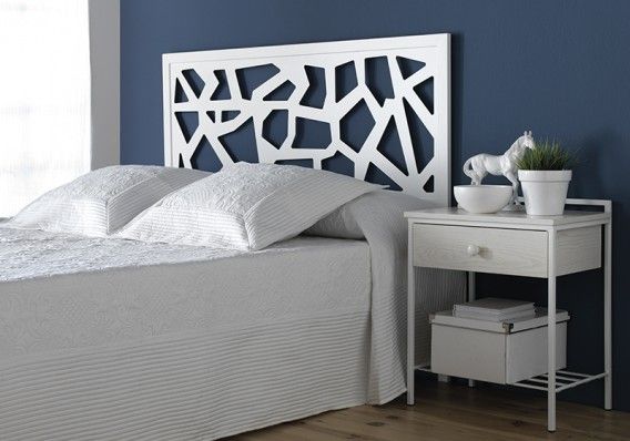 Los Cabeceros Asimétricos Dan Un Toque Original Al Dormitorio No Crees Bedroom Bed Design Furniture Bed Design