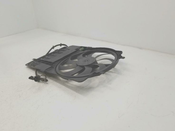 Mini Cooper 2002 2003 Model Radiator Fan Assembly Thru 2 03 Factory Ebay In 2021 Radiator Fan Mini Cooper Mini