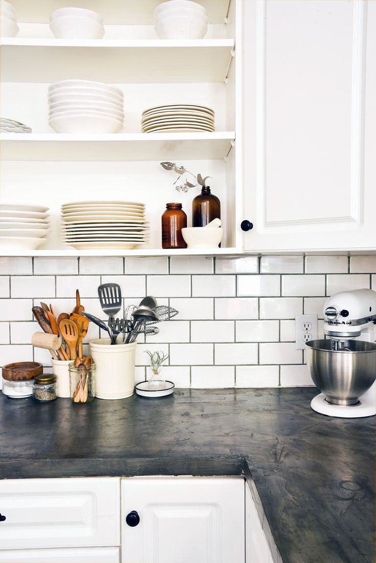 Drawing Of How To Choose The Best Subway Tile Sizes To Get The Elegant Side Of Your Home Grey Grout Bathroom White Tiles Grey Grout White Subway Tile Bathroom