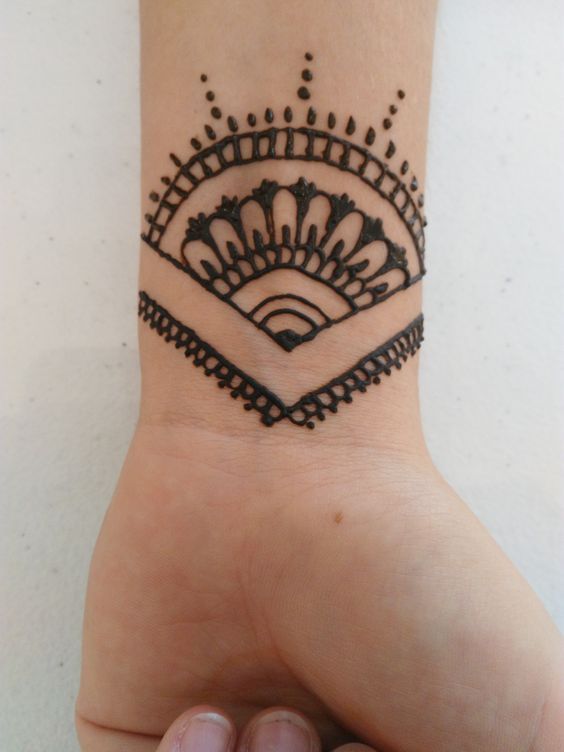 8 best simple henna tattoo ideas images on pinterest beautiful 8 best simple henna tattoo ideas images on pinterest beautiful