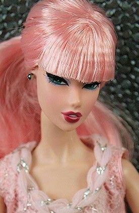 Barbie in Pink Hair💄 | Barbie pink, Barbie, Fashion dolls