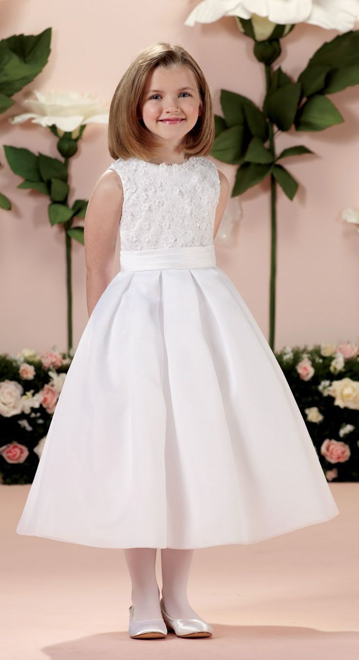 white single catholic girls Seemed to hold true was that almost all the young girls wore white are supposed to wear black and single women white, but from what i. white single catholic girls Seemed to hold true was that almost all the young girls wore white are supposed to wear black and single women white, but from what i.