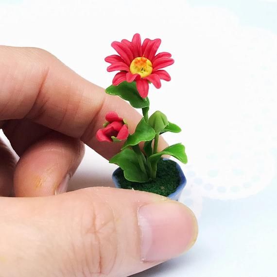 Miniature Flower,Miniature Flower Pot,Miniature Gerbera,Dollhouse Flower,Miniature Garden,Dollhouse Gerbera
