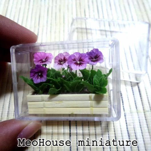 Violet Geranium Miniature Flower Handmade Clay Plant Dollhouse Garden Accessory