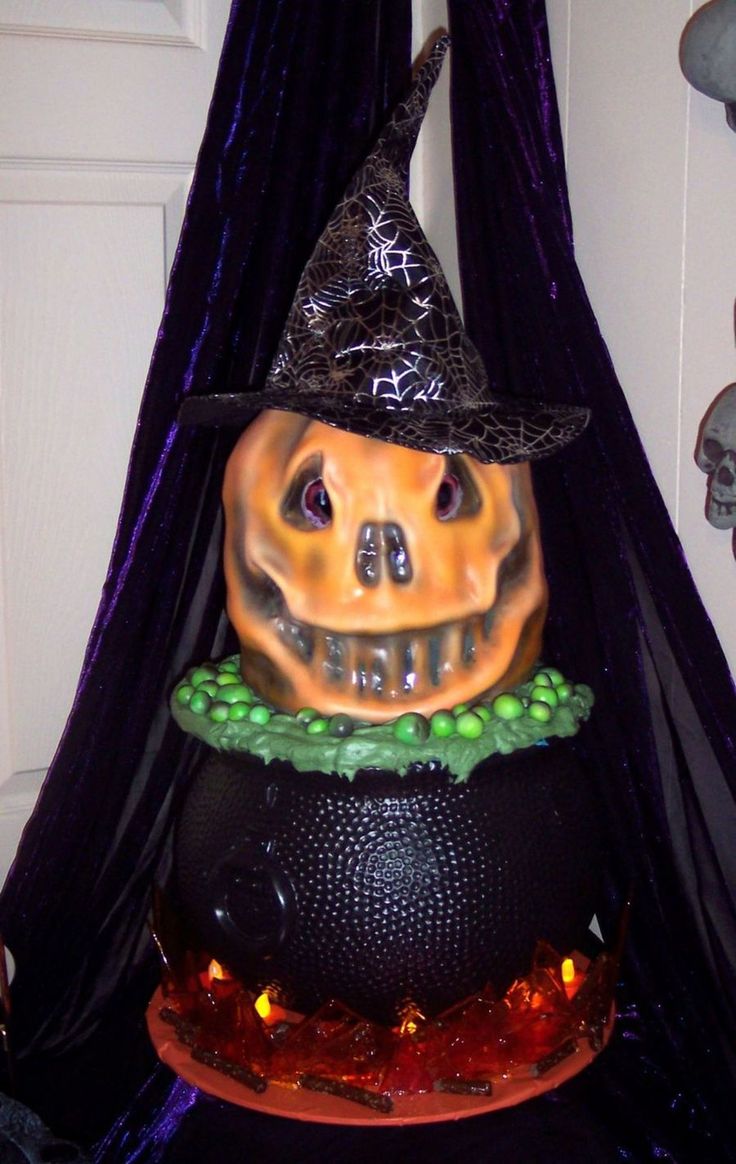 Frosting A Jack Olantern Cake Frosting A Jack Olantern Cake