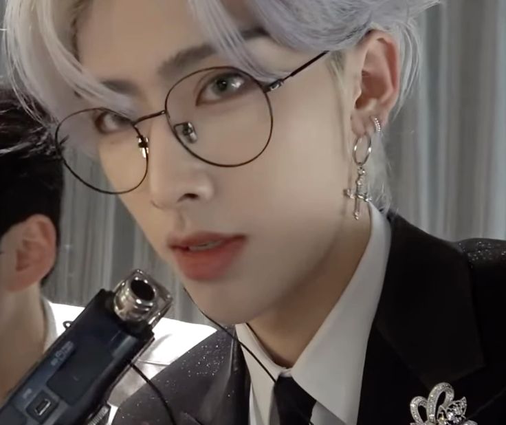 Pin by chanhee's dad on zb1 💫 in 2024 | Young and rich, Pretty people