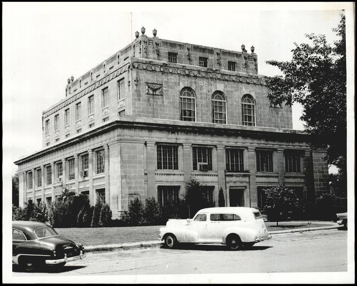 Early picture of Okfuskee County Court House County court Street Early picture of Okfuskee County Court House County court Street