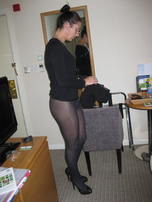 How many inches deep vagina Xhamster milf pantyhose