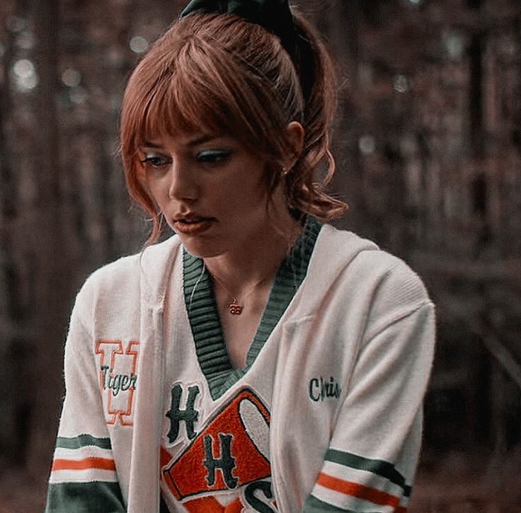 chrissy stranger things chrissy stranger things