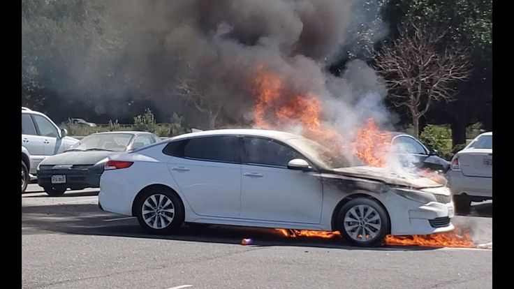 Kia Optima Catches Fire At The Airport | Kia optima, Kia, Fire