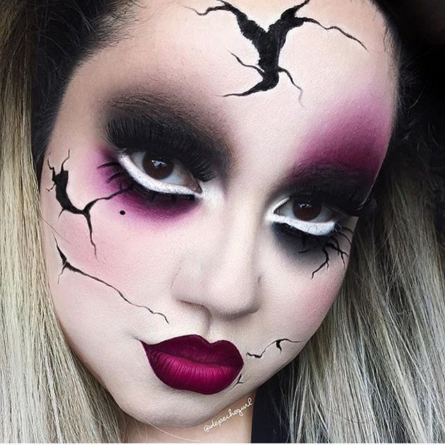 Hot on Beauty on Instagram: “Love this cracked porcelain doll makeup by @depechegurl Its | Doll makeup Amazing halloween makeup, Halloween makeup