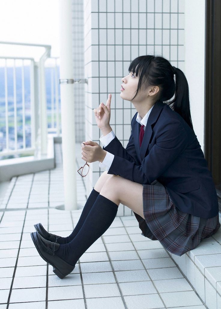 Torture schoolgirl piercing glasses