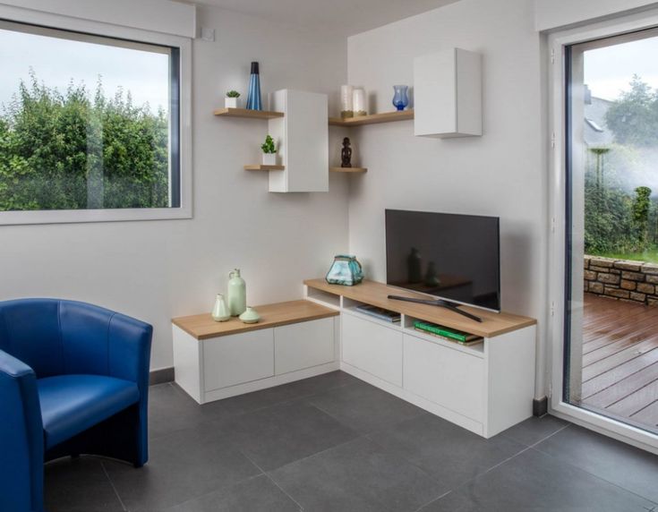 Un meuble d’angle pour tv et rangement Compagnie des Ateliers Meuble d'angle, Meuble tv en Un meuble d’angle pour tv et rangement Compagnie des Ateliers Meuble d'angle, Meuble tv en