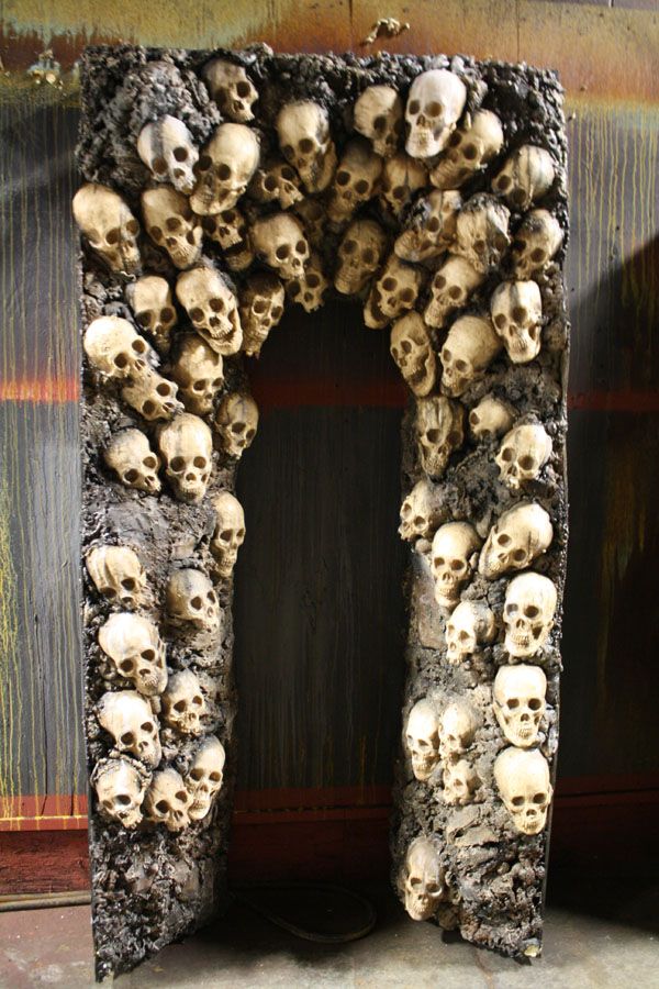 3d skull arch way halloween decoration make this yourself using dollar store skulls and - Commercial Halloween Decorations 3d skull arch way halloween decoration make this yourself using dollar store skulls and - Commercial Halloween Decorations