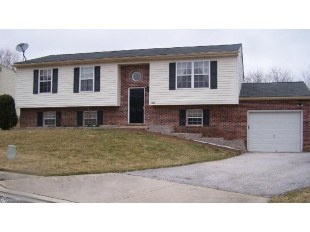 Like to golf? This home backs to Wakefield Valley Golf Course in Like to golf? This home backs to Wakefield Valley Golf Course in