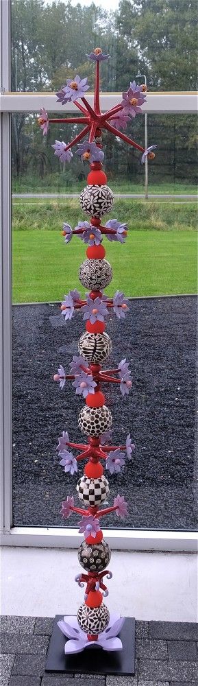62 best Keramiek tuin images on Pinterest Garden art, Ceramic - allium beetstecker aus metall 62 best Keramiek tuin images on Pinterest Garden art, Ceramic - allium beetstecker aus metall