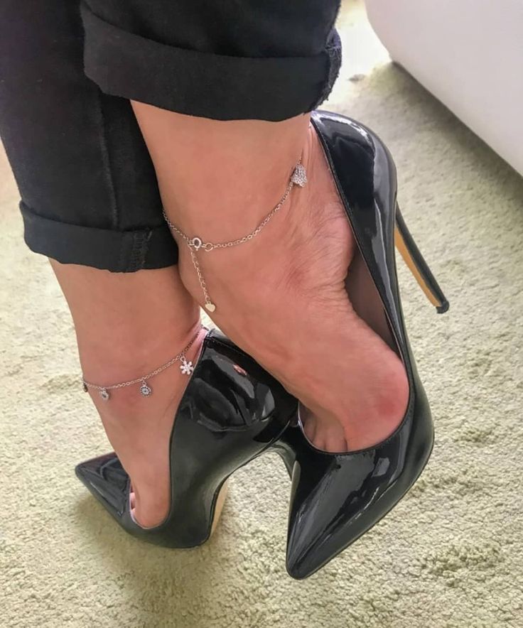 Cum In Heels