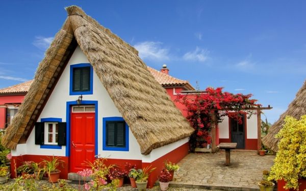 Hausanstrich Farbe – wäre eine rote Hausfassade etwas für Sie Hausanstrich Farbe – wäre eine rote Hausfassade etwas für Sie