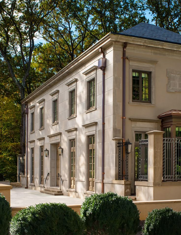Top 25+ best Classic house exterior ideas on Pinterest | Front ... Top 25+ best Classic house exterior ideas on Pinterest | Front ...