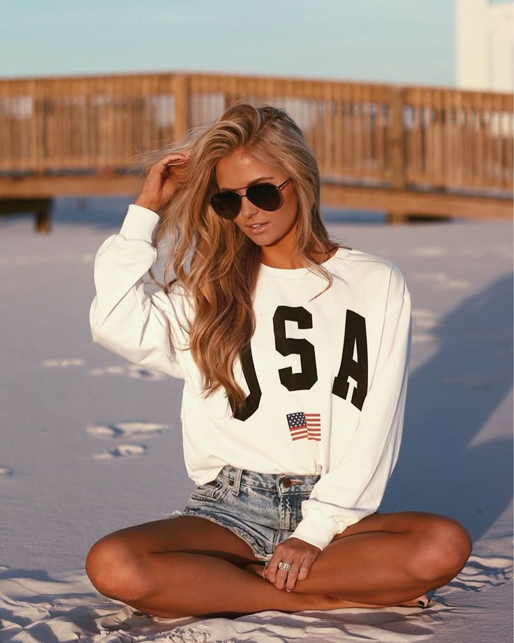 Nice 44 Gorgeous Summer Beach Outfits Ideas. More at fashionssories.co...