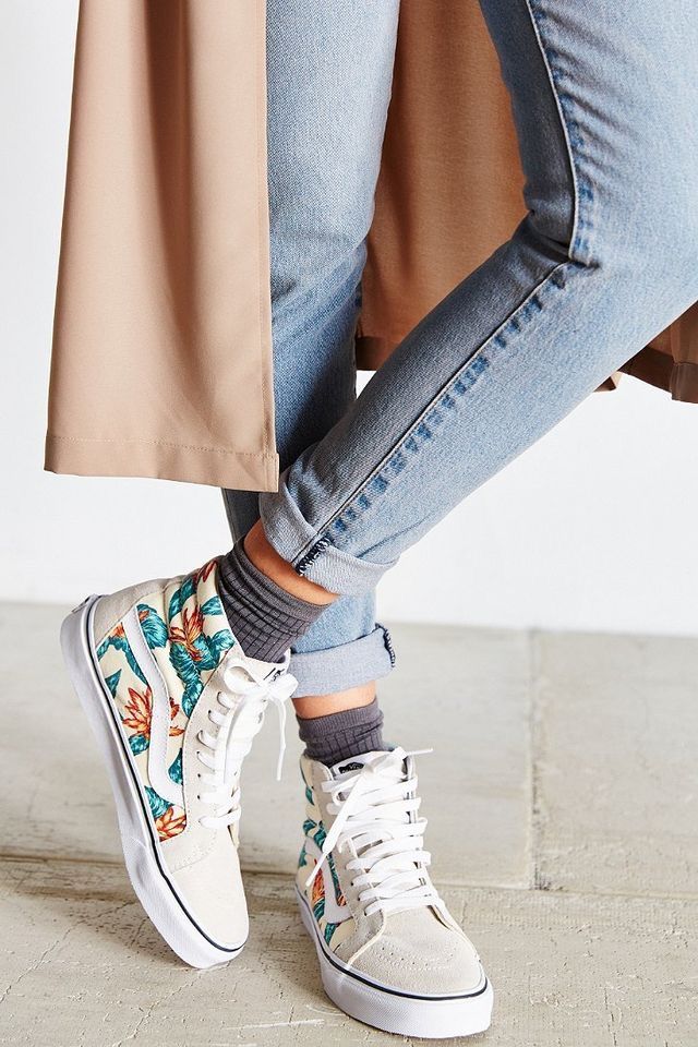 fully fashioned sneakers