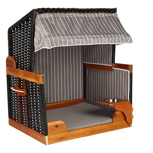 Moderner Geflecht Strandkorb In Creme Strandkorb In Geschwungener Form Gartenstuhle Strandkorb Leben Unter Freiem Himmel