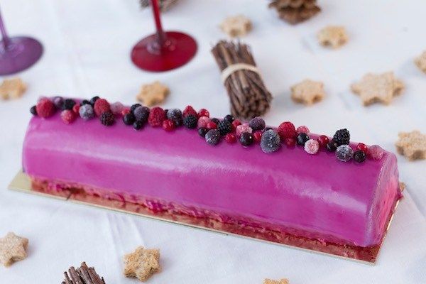 Buche De Noel Aux Fruits Rouges Et Au Citron Recette Desserts Sucres Recette Dessert Noel Buche De Noel Aux Fruits