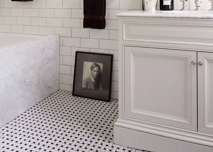 Best 25 Vintage Tile Floor Ideas On Pinterest Vintage Bathroom Stunning Black And White Mosaic Tile Bathroom Design Decoration Best 25 Vintage Tile Floor Ideas On Pinterest Vintage Bathroom Extraordinary Black And White Mosaic Tile Bathroom Decorating Inspiration