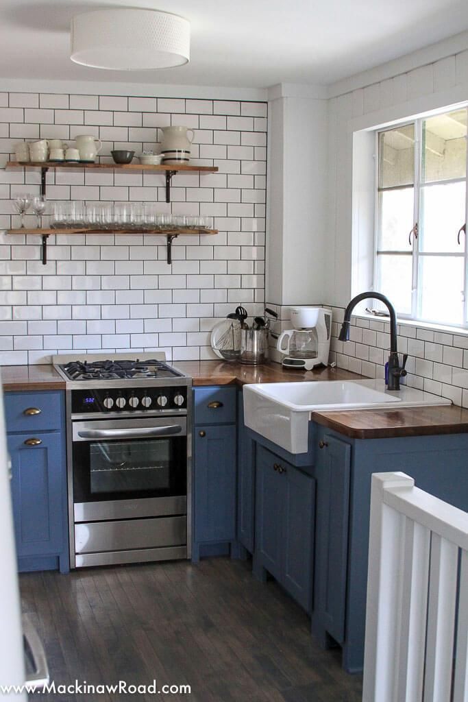 Beach Cabin Kitchen Renovation Small Kitchens Tinykitchens Cottagerenovation Cabinrenovati Diy Renovations Design - Kitchen Renovations For Small Kitchens Beach Cabin Kitchen Renovation Small Kitchens Tinykitchens Cottagerenovation Cabinrenovati Diy Renovations Design - Kitchen Renovations For Small Kitchens