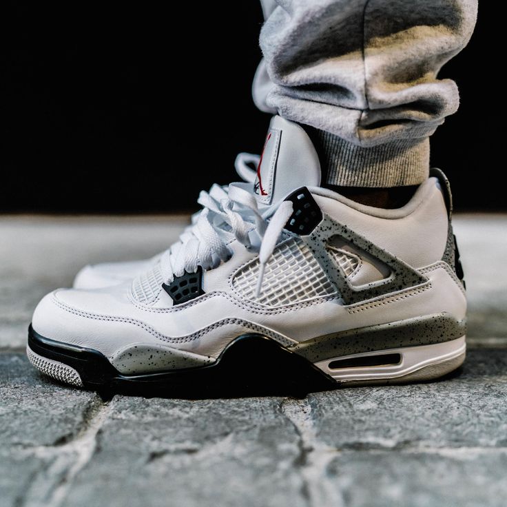 Air Jordan 4 Retro OG 