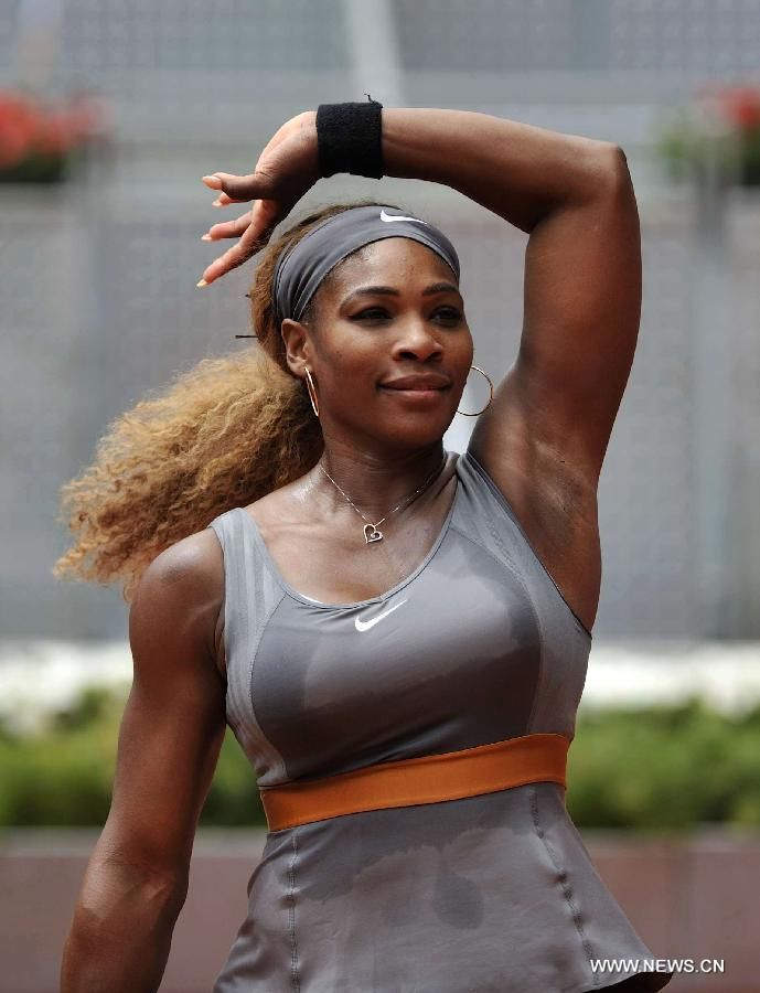 Watch date and fuck jen beat Venus williams shows her boobs