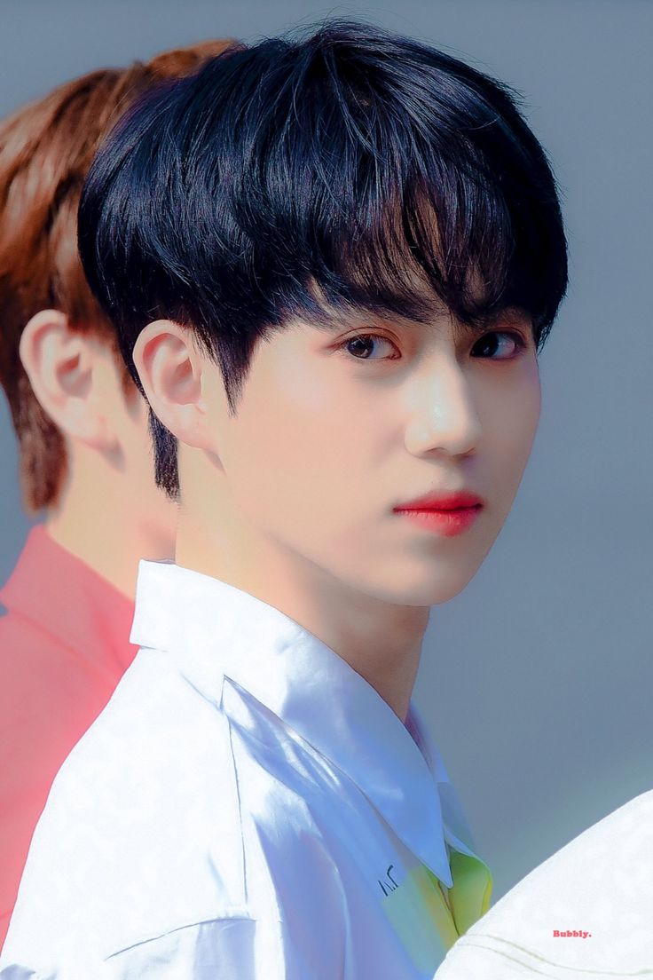 hwang yunseong woollim rookies produce x 101 hwang yunseong woollim rookies produce x 101