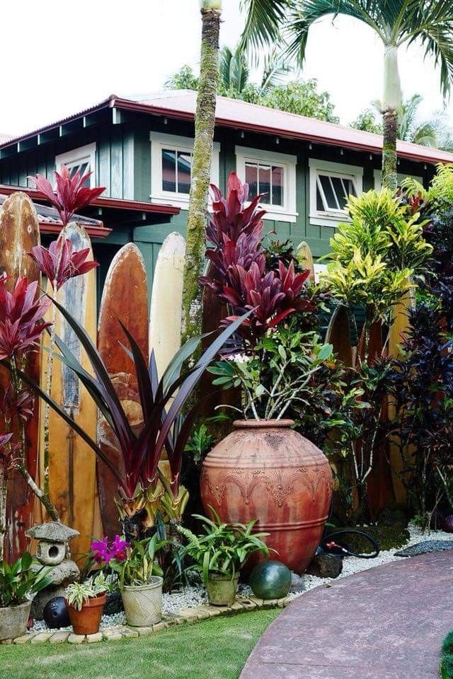 Pin By Nelton Angeles On Wood And Stone In 2020 Beach Cottage