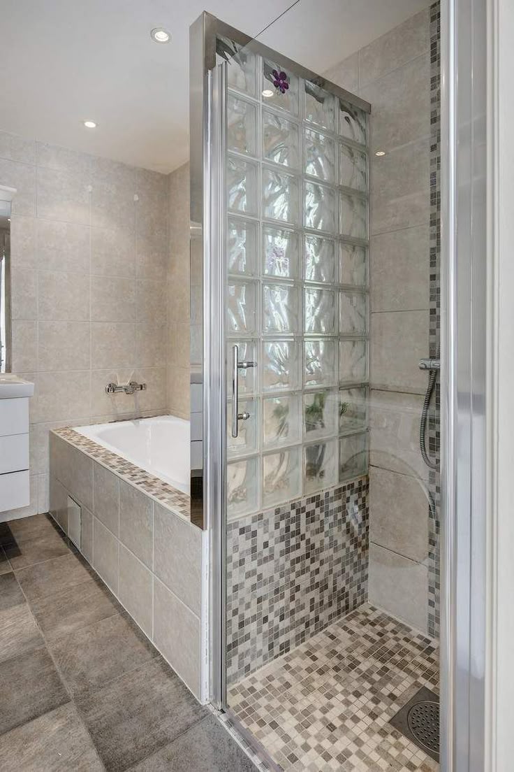 Les 25 Meilleures Id Es De La Cat Gorie Baignoires Sur Pinterest Exemple De Petite Salle De Bain Les 25 Meilleures Id Es De La Cat Gorie Baignoires Sur Pinterest Exemple De Petite Salle De Bain