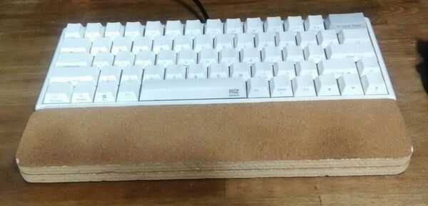 パームレストを自作してみた自宅用 端材 と持ち運び用 100均