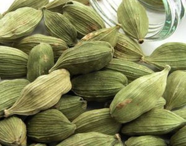 تفسير حلم الهيل في المنام Cardamom