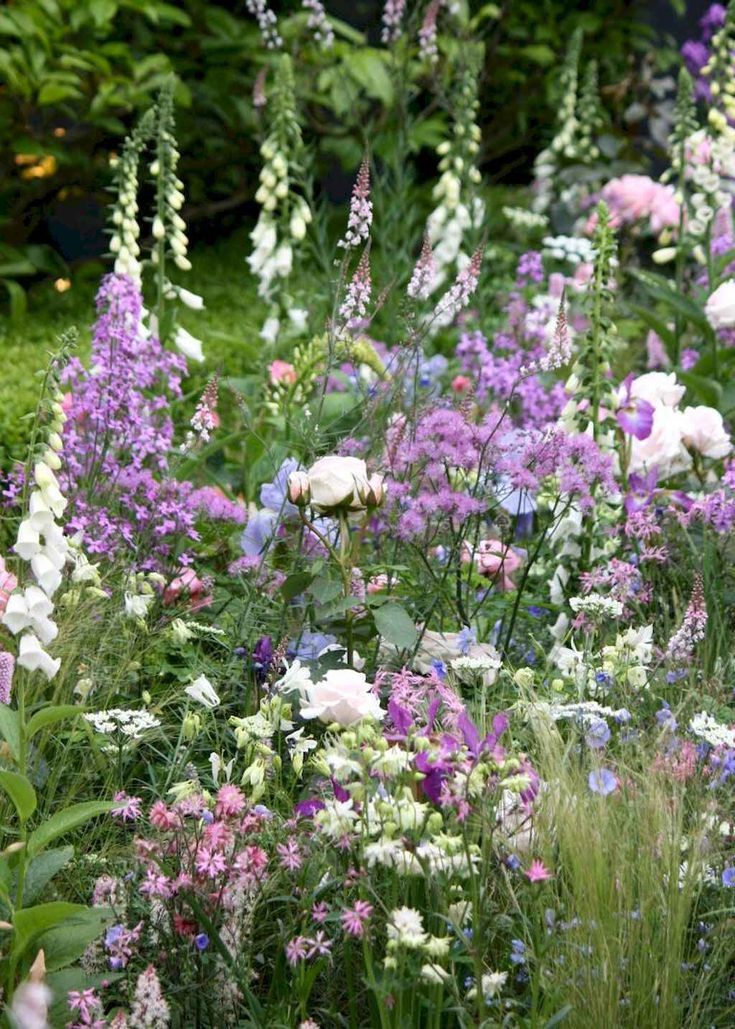 43 Schöne kleine Cottage Flowers Garden für Hinterhof-Ideen