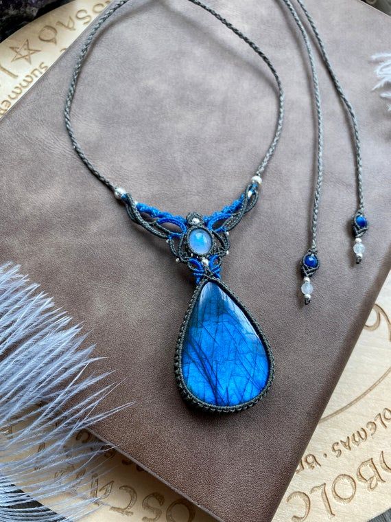 Handmade Bohemian hippie necklace gemstone necklace tribal necklace Beautiful handmade Macrame necklace LABRODORITE Stone pendant
