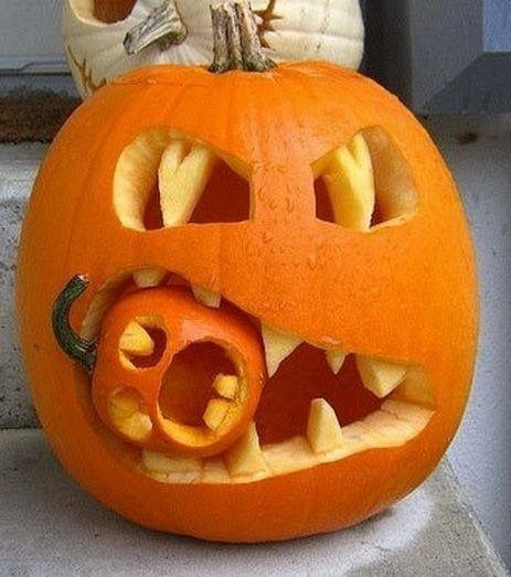 Love this pumpkin eating a pumpkin idea for halloween #halloween #pumpkin