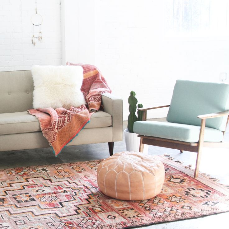 Best 25+ Leather Pouf Ideas On Pinterest Boho Living Room Your New Favorite Bohemian Home Décor Site - Best 25+ Leather Pouf Ideas On Pinterest Boho Living Room